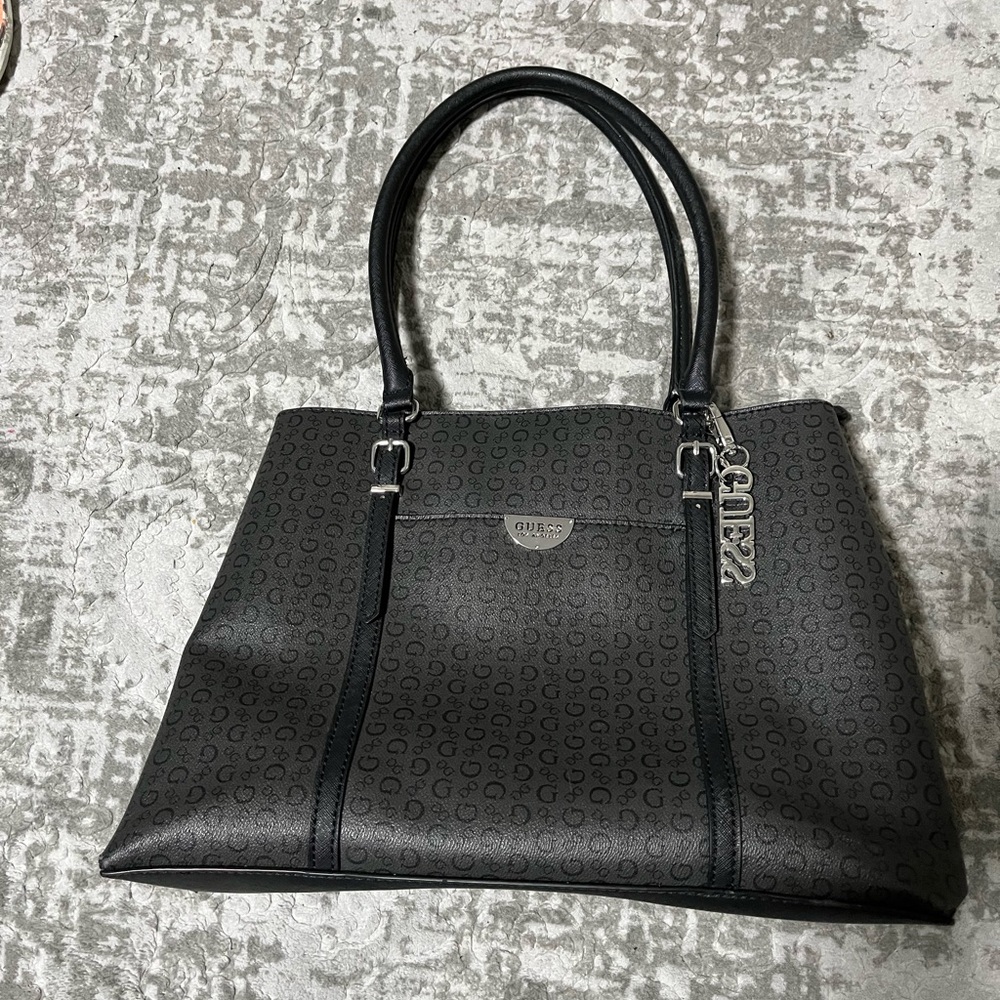 Guess purse